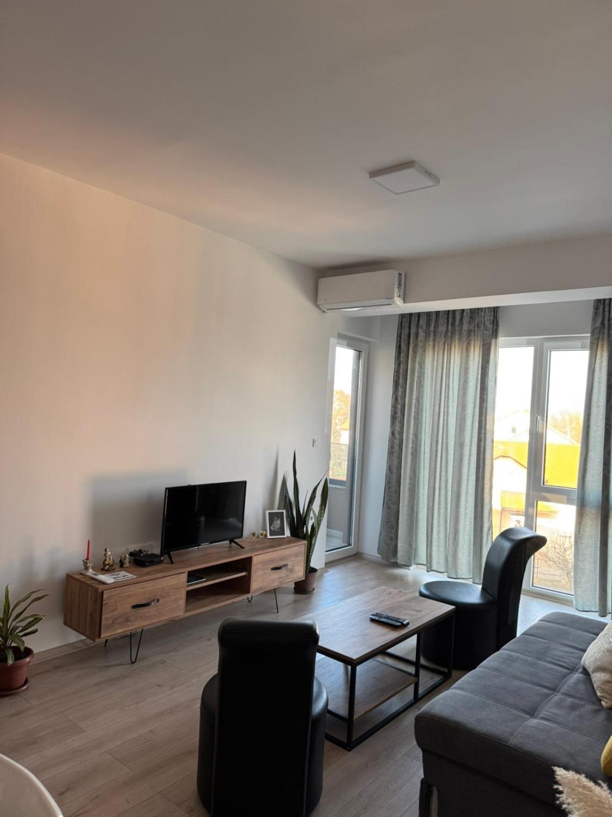 Apartment B&s *